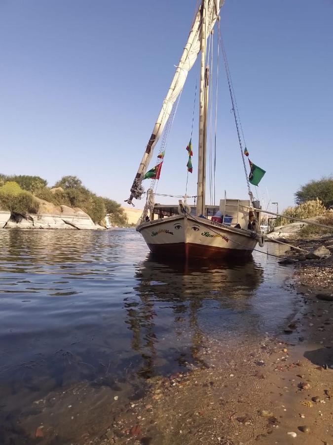Nile Felucca Adventure Hotel อัสวาน ภายนอก รูปภาพ