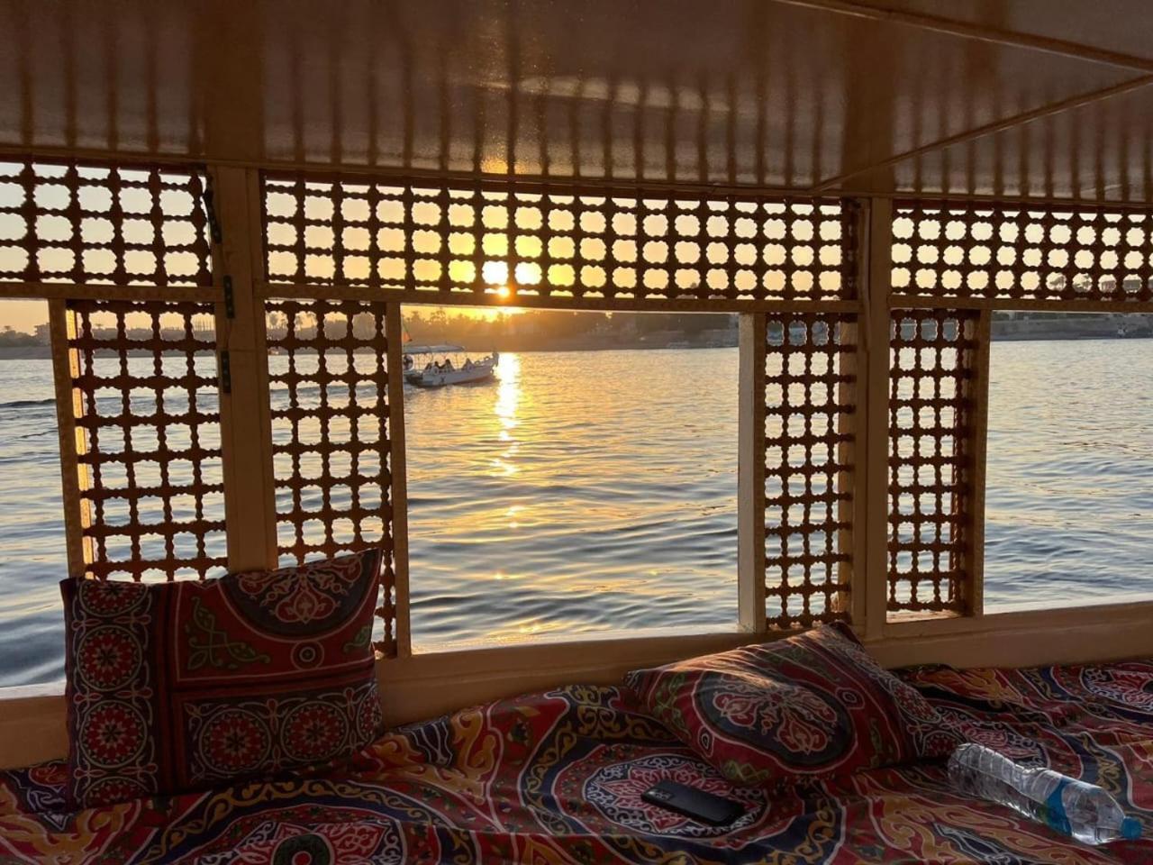 Nile Felucca Adventure Hotel อัสวาน ภายนอก รูปภาพ