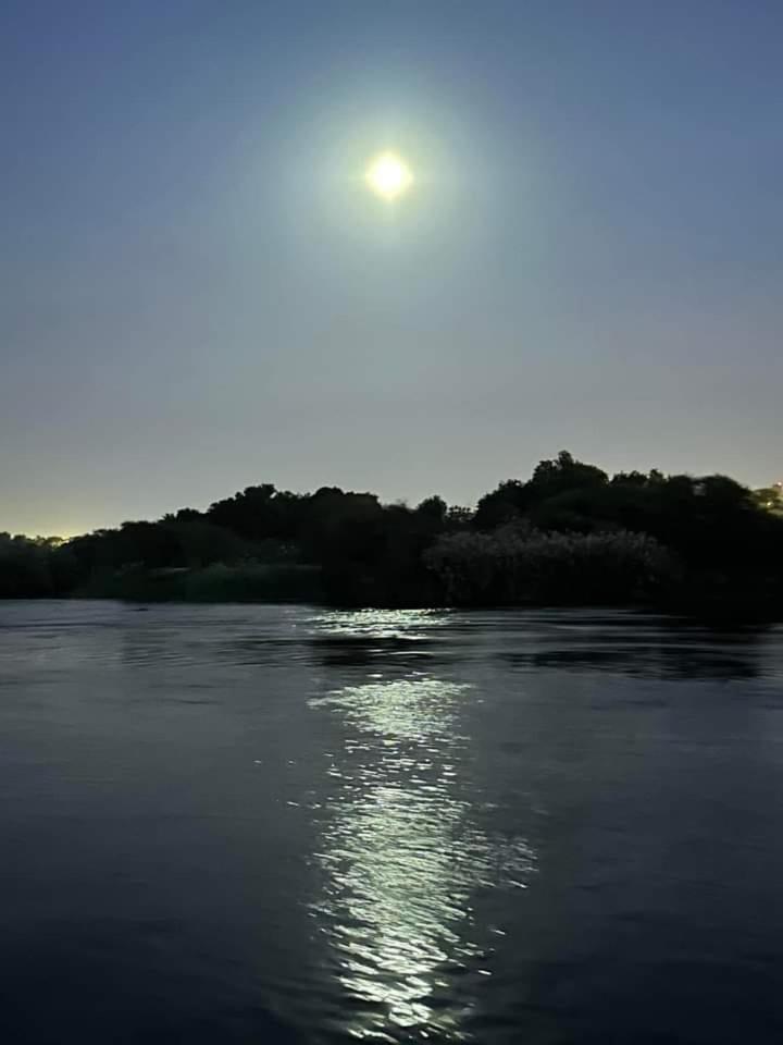 Nile Felucca Adventure Hotel อัสวาน ภายนอก รูปภาพ