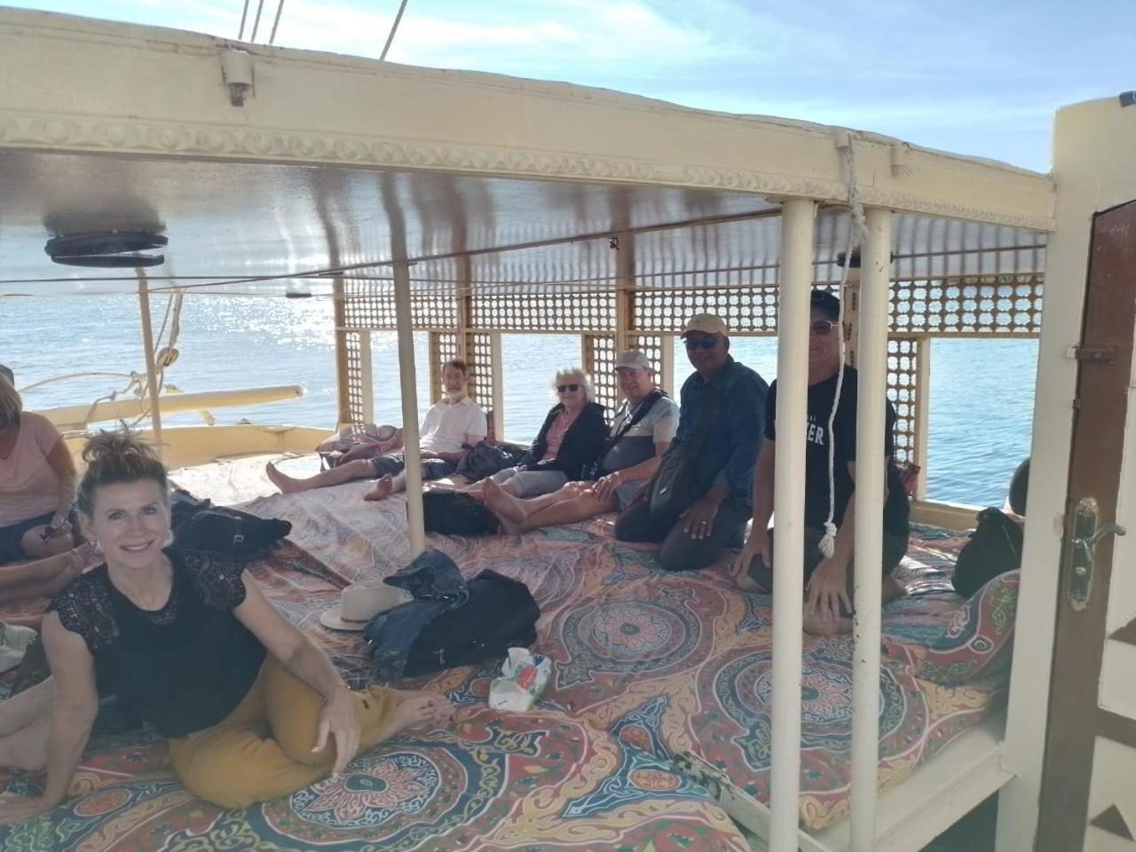 Nile Felucca Adventure Hotel อัสวาน ภายนอก รูปภาพ