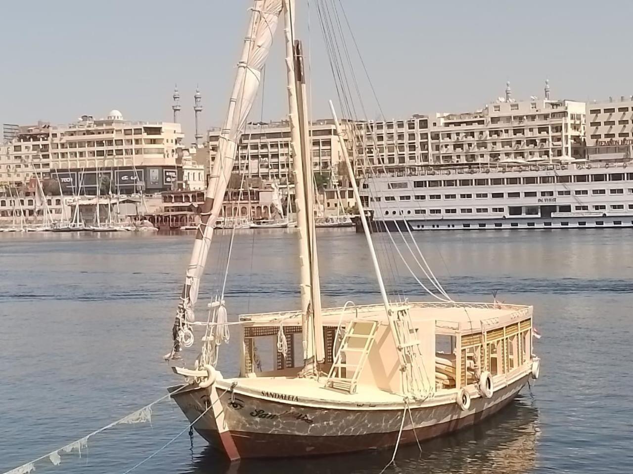Nile Felucca Adventure Hotel อัสวาน ภายนอก รูปภาพ