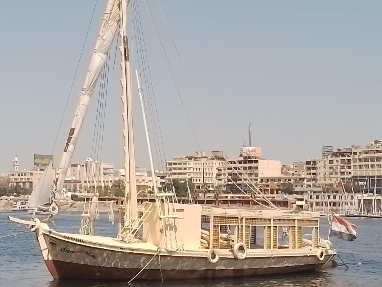 Nile Felucca Adventure Hotel อัสวาน ภายนอก รูปภาพ