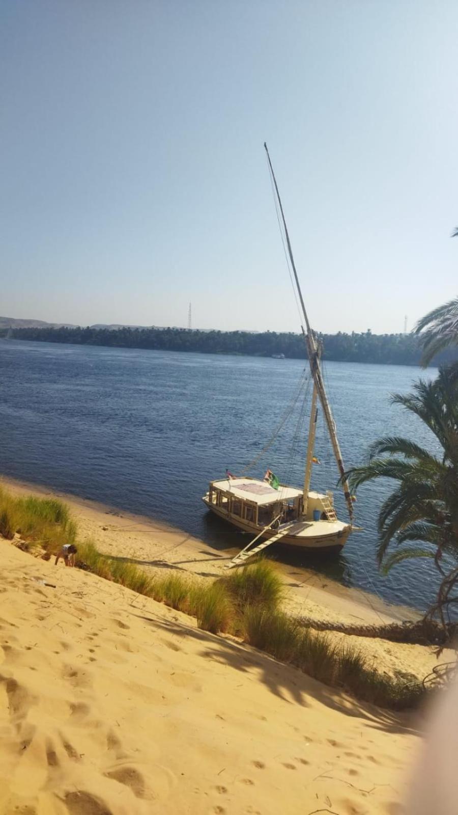 Nile Felucca Adventure Hotel อัสวาน ภายนอก รูปภาพ
